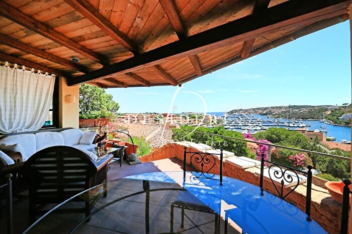 Casa con 8 locali in vendita in Marina di Porto Cervo Arzachena, Arzachena