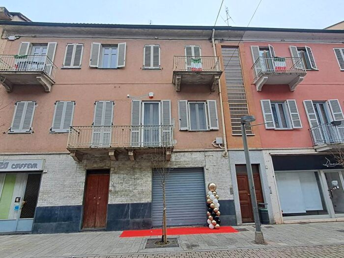 Appartamento trilocale in affitto in Via Roma, Settimo Torinese