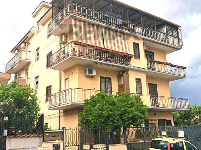 Appartamento trilocale in affitto in Torre Angela, Roma