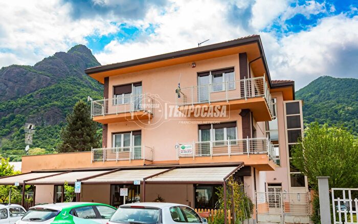 Appartamento quadrilocale in vendita in Via Torino, Chiusa Di San Michele