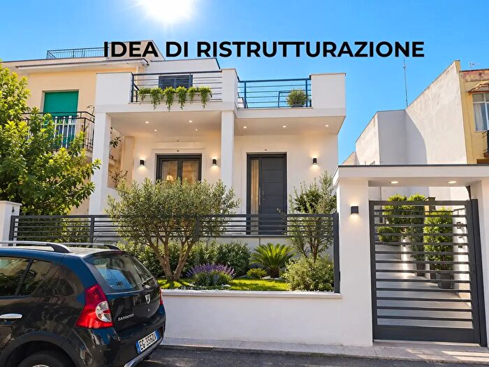 Casa quadrilocale in vendita in Via Bologna, Bari