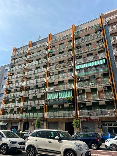 Appartamento quadrilocale in vendita in Via Dante, Taranto