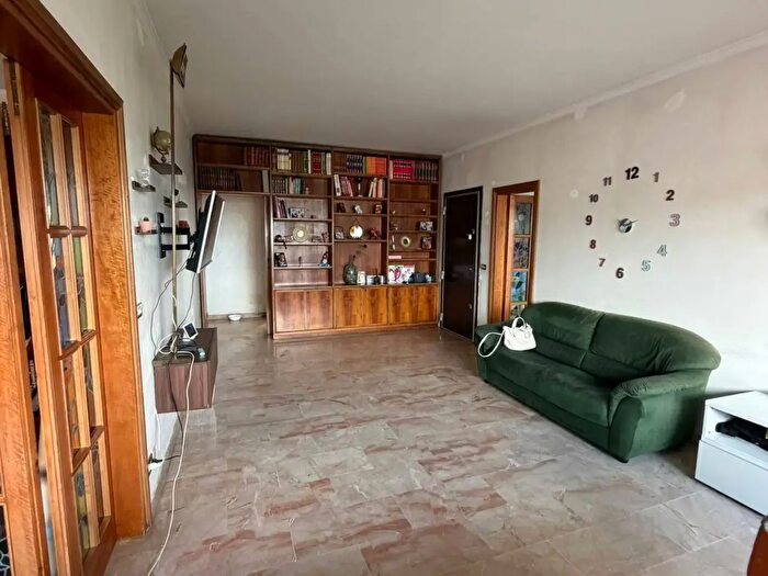 Appartamento in vendita in Via Curzio Malaparte, Roma