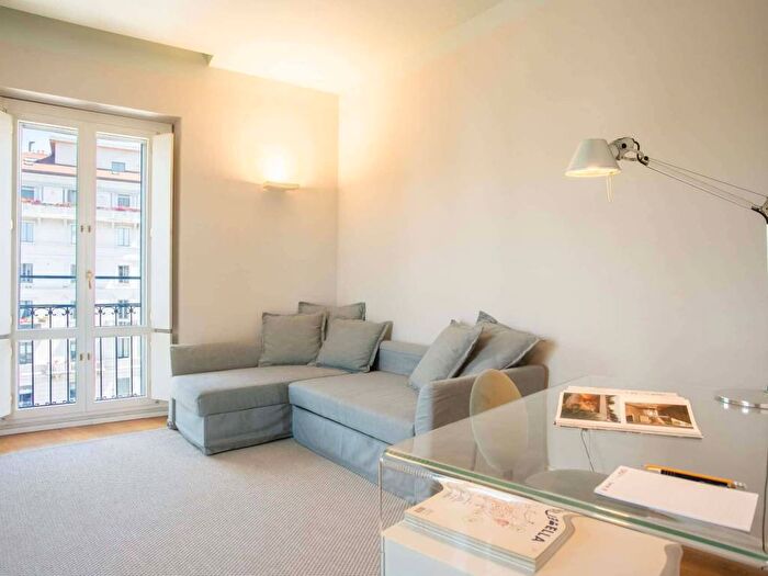 Appartamento bilocale in affitto in Viale Sabotino, Porta Romana Medaglie dOro, Milano