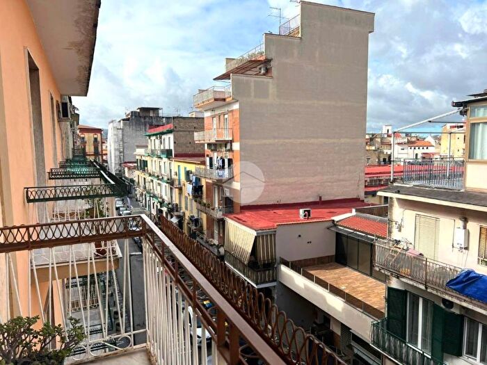 Appartamento bilocale in affitto in Corso Italia, Secondigliano, Napoli