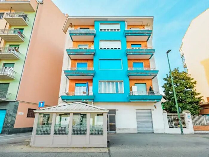 Appartamento monolocale in vendita in Via Caraglio, Torino