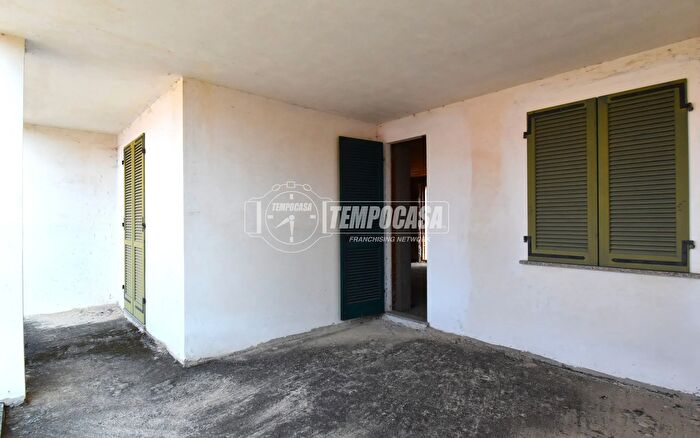 Appartamento quadrilocale in vendita in La Morra