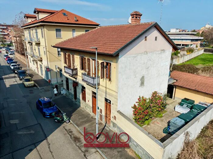 Appartamento quadrilocale in vendita in Via Damiano Chiesa, Torino