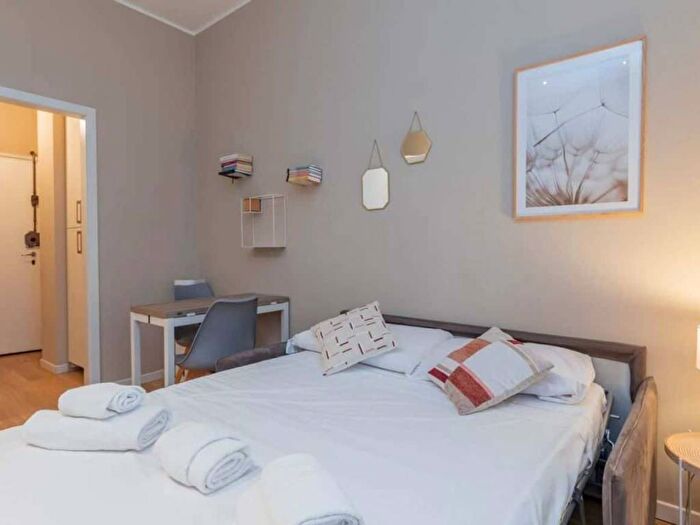 Appartamento in affitto in Viale Argonne, Argonne Corsica, Milano