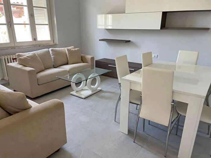 Appartamento quadrilocale in affitto in Rinchiostra Quercioli, Massa