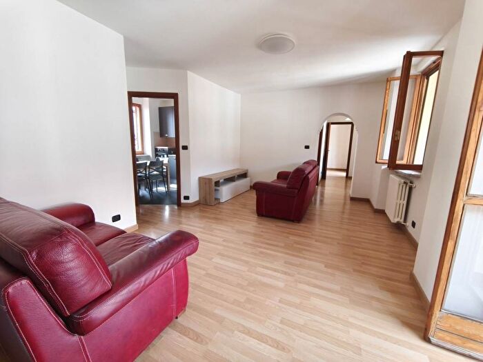 Appartamento quadrilocale in affitto in Via Silvio Pellico, Centro Storico, Pinerolo