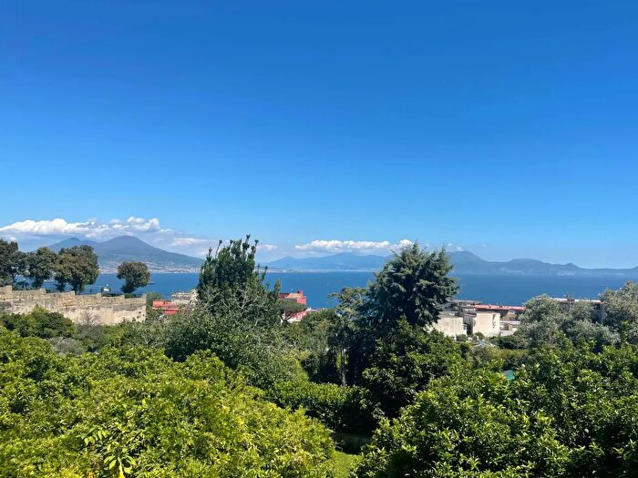 Appartamento in affitto in Via Alessandro Manzoni o, Napoli