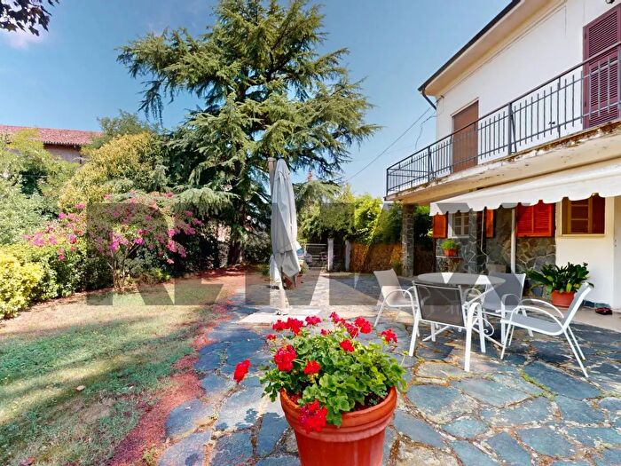 Casa con 7 locali in vendita in Via Convento, Sezzadio