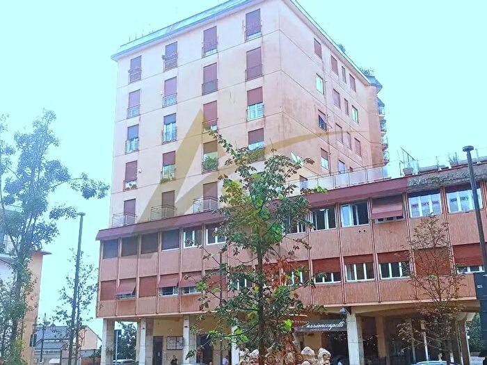 Appartamento trilocale in vendita in Velletri