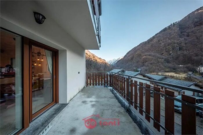 Case in Vendita e in Affitto - 3