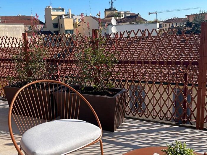 Appartamento trilocale in affitto in Via Nicola dApulia, Rovereto, Milano