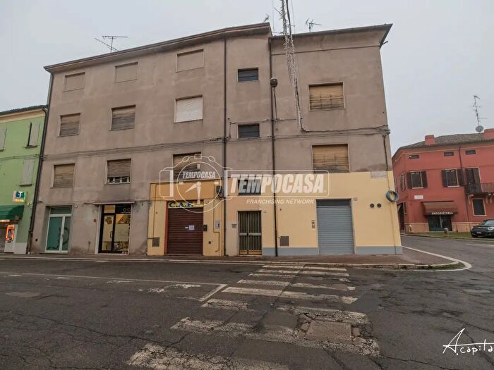Appartamento con 7 locali in vendita in Via Martiri della Liberazione, Finale Emilia