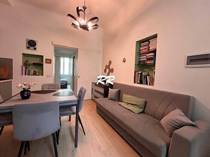 Appartamento bilocale in affitto in Via Antonio Tolomeo Trivulzio, Gambara, Milano