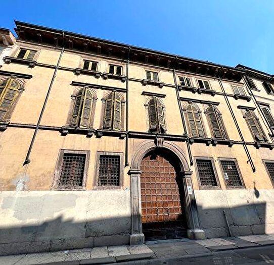 Appartamento trilocale in affitto in Venti Settembre, Veronetta, Verona