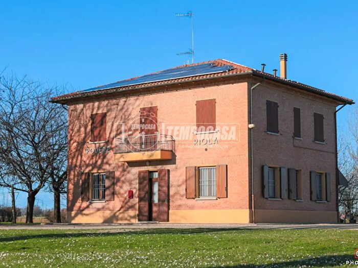 Appartamento con 9 locali in vendita in San Lazzaro Di Savena