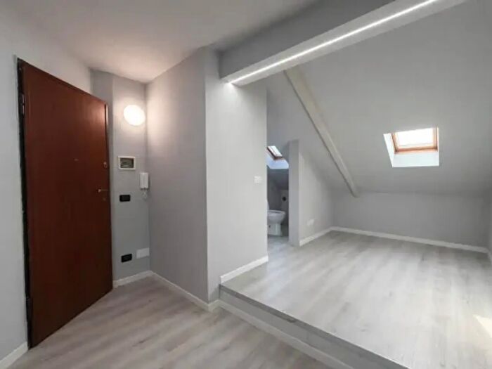 Appartamento monolocale in vendita in Via Zangrandi, Asti