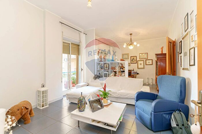 Appartamento con 7 locali in vendita in Viale Mario Milazzo, Caltagirone