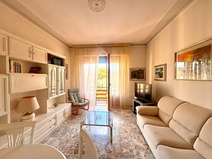 Appartamento con 5 locali in vendita in Siena Si, Siena