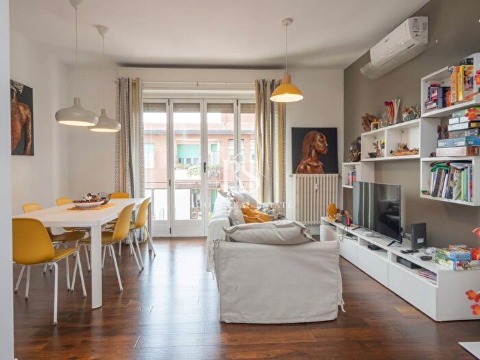 Appartamento trilocale in affitto in Via Paolo Rotta, Niguarda, Milano