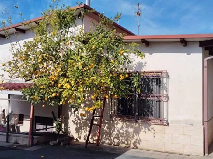 Casa trilocale in vendita in Via Lago di Bolsena, Pontecagnano Faiano