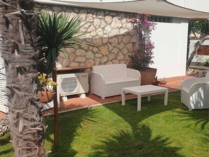 Appartamento trilocale in affitto in Avenza, Carrara