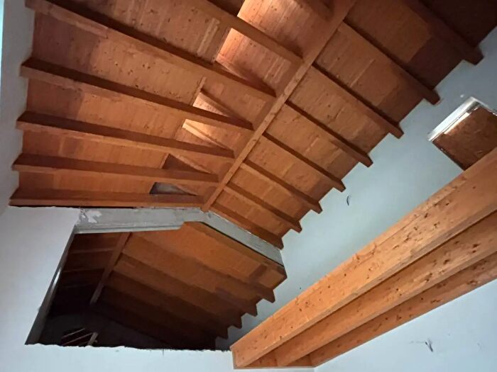 Casa con 6 locali in vendita in Via Marane Palazzo, Sulmona