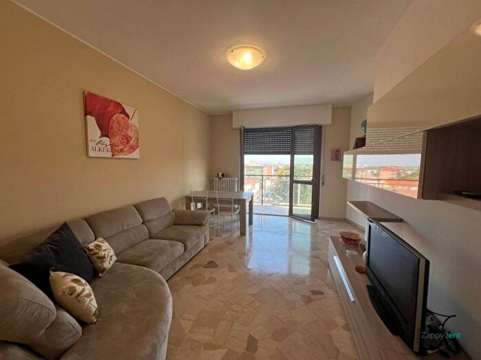 Appartamento bilocale in affitto in Viale G Mazzini, Abbiategrasso