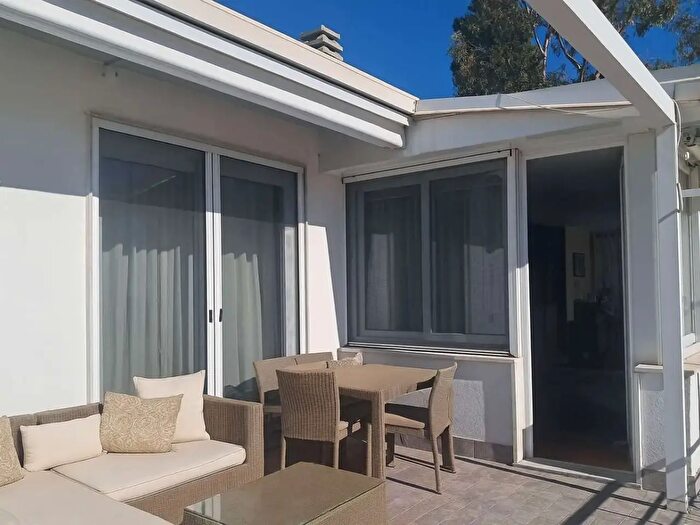 Appartamento con 8 locali in vendita in Sanremo