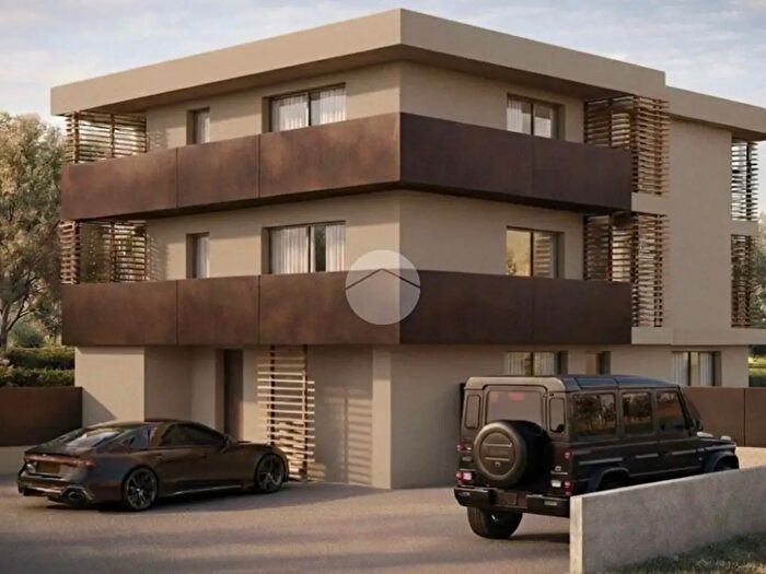 Appartamento quadrilocale in vendita in Desenzano Del Garda