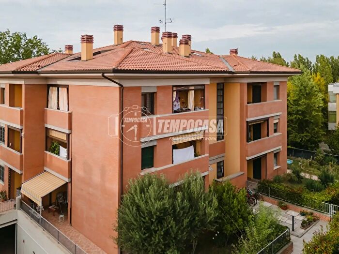 Appartamento trilocale in vendita in Via Europa, Dozza