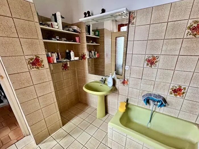 Appartamento trilocale in vendita in Via Pianello, Borgonovo Val Tidone