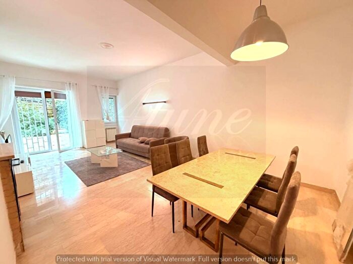 Appartamento trilocale in affitto in Via Cassia, Tomba di Nerone, Roma