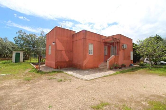 Casa con 5 locali in vendita in Strada Provinciale per Grottaglie, Villa Castelli