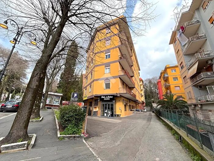 Appartamento quadrilocale in affitto in Via FLli Rosselli, Genzano Di Roma