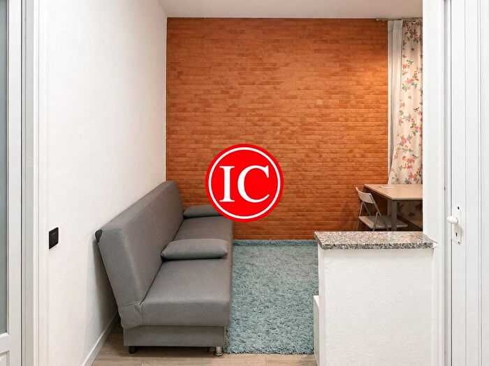 Appartamento bilocale in affitto in Via Borgo Adda, Città Bassa Laghi, Lodi