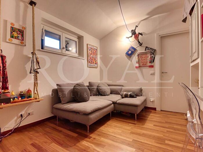 Appartamento bilocale in affitto in Viale Monte Nero, Porta Romana Medaglie dOro, Milano