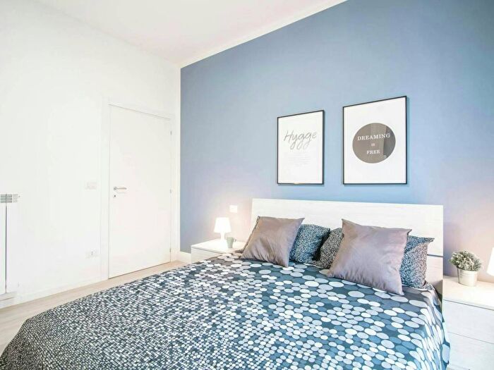 Appartamento con 6 locali in affitto in Via Giosu¨ Carducci, Mestre, Venezia