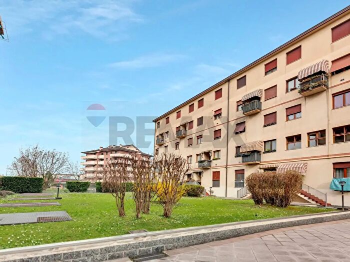 Appartamento trilocale in vendita in Via Pio La Torre, Pioltello