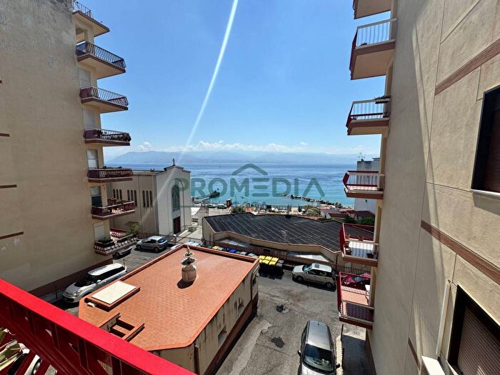 Appartamento bilocale in affitto in Via Antonina Cascio, Litoranea Panoramica, Messina