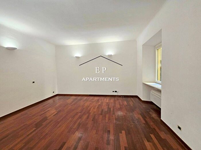 Appartamento trilocale in affitto in Porta Venezia, Milano