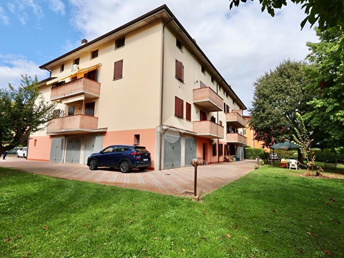 Appartamento bilocale in vendita in Via Antonio Canova, Reggio Emilia