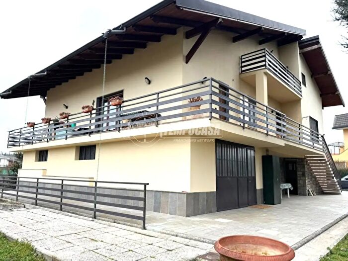 Appartamento con 5 locali in vendita in Strada S Gillio, Druento