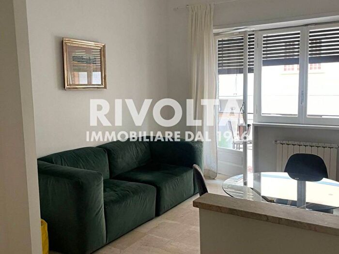 Appartamento trilocale in affitto in Via Molveno, Camilluccia Cortina dAmpezzo, Roma