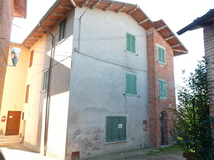 Appartamento quadrilocale in vendita in Via Castiglionese, Castiglione Del Lago