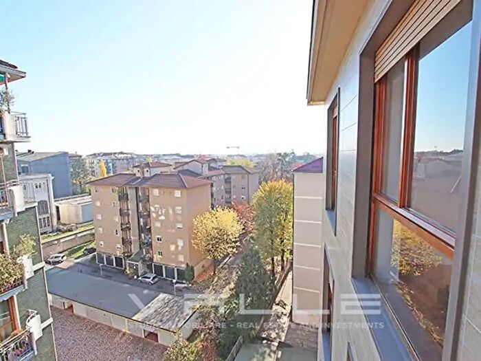 Appartamento trilocale in affitto in Via Mazzini, Bergamo